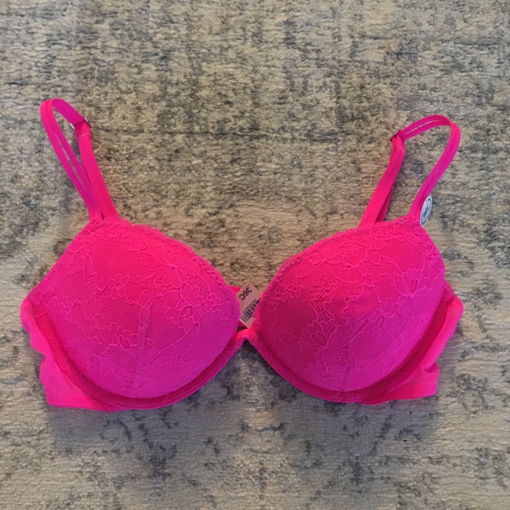 Victoria’s Secret PINK Heartbreaker Push-up bra